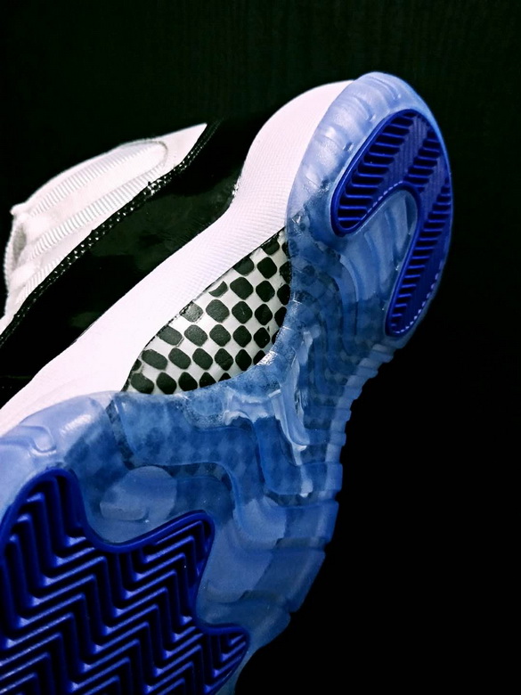 Air Jordan 11 Retro-045