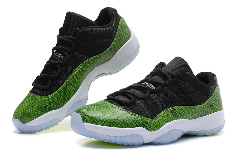 Air Jordan 11 Retro-102