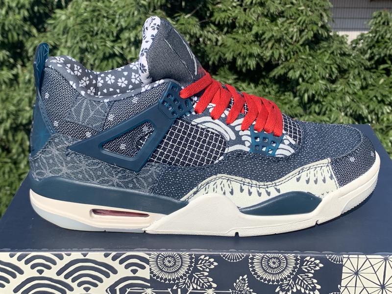 Air Jordan 4 Retro-144