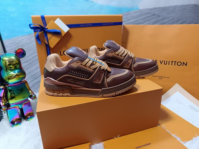 LV Shoes(AAA)-982