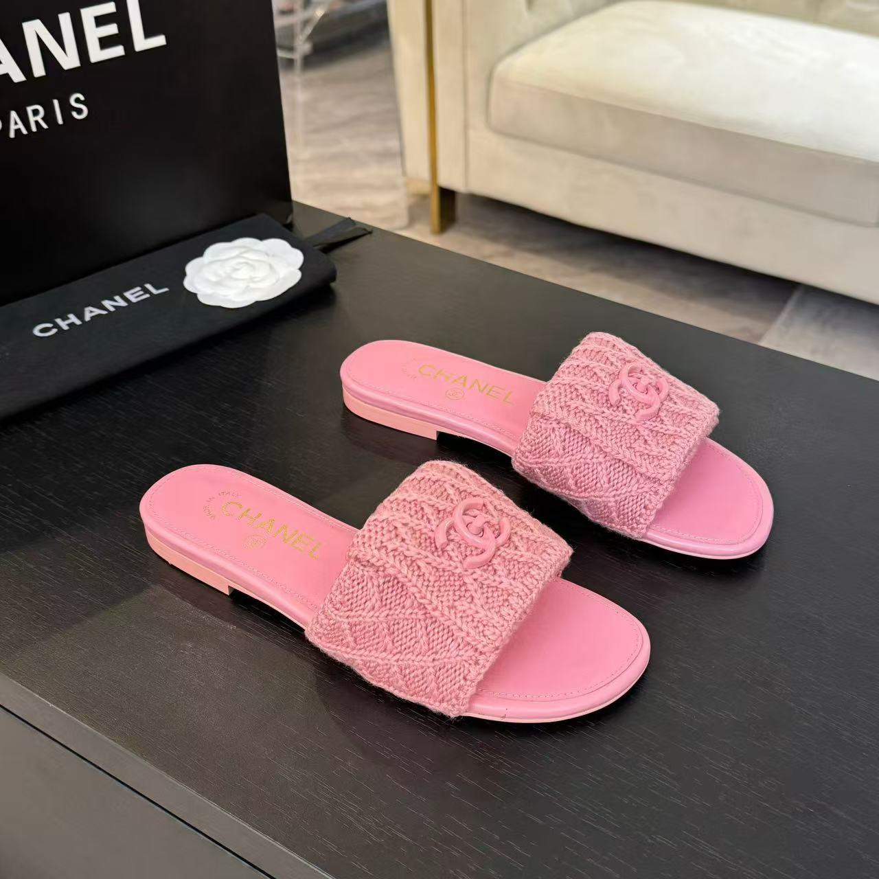 Ch*el slippers women(aaa)-015