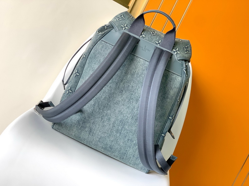 LV Backpack(AAA)-133