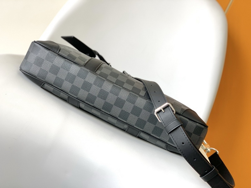 LV Handbags AAA(Men)-239