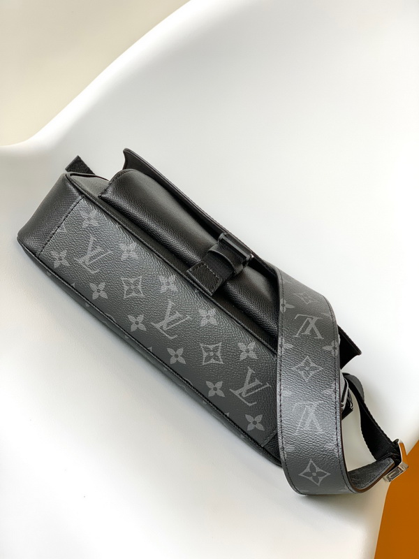 LV Handbags AAA(Women)-585