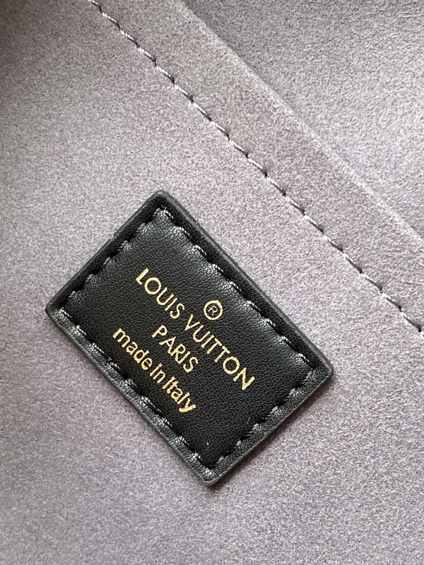 LV Handbags AAA(Women)-666