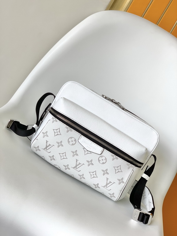 LV Handbags AAA(Men)-319