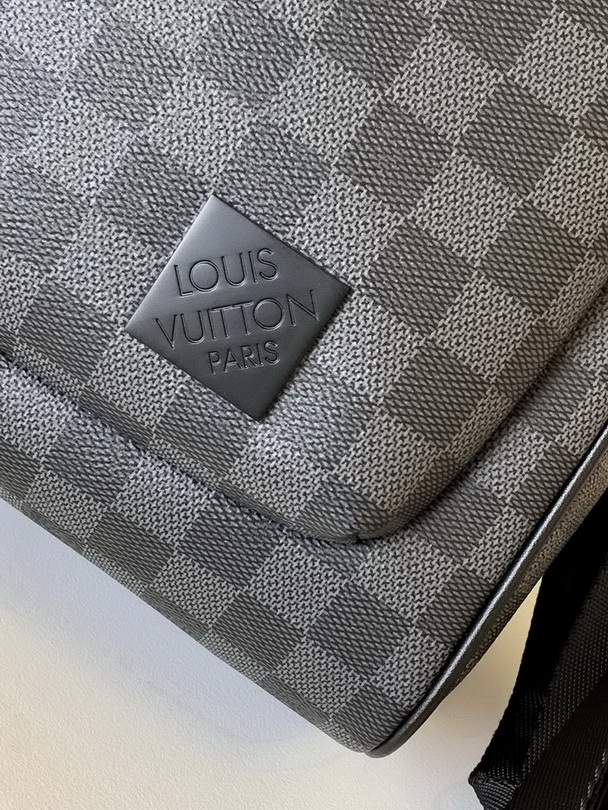LV Backpack(AAA)-169