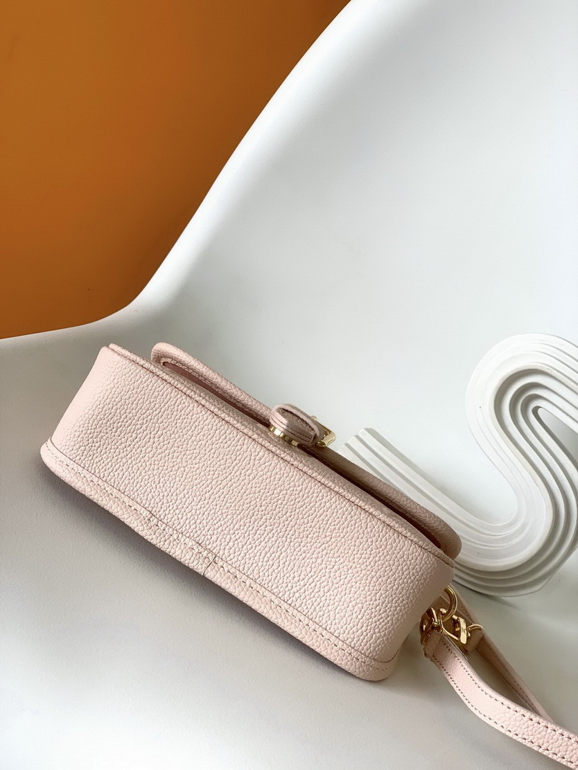 LV Bag-NFC(AAA)-083