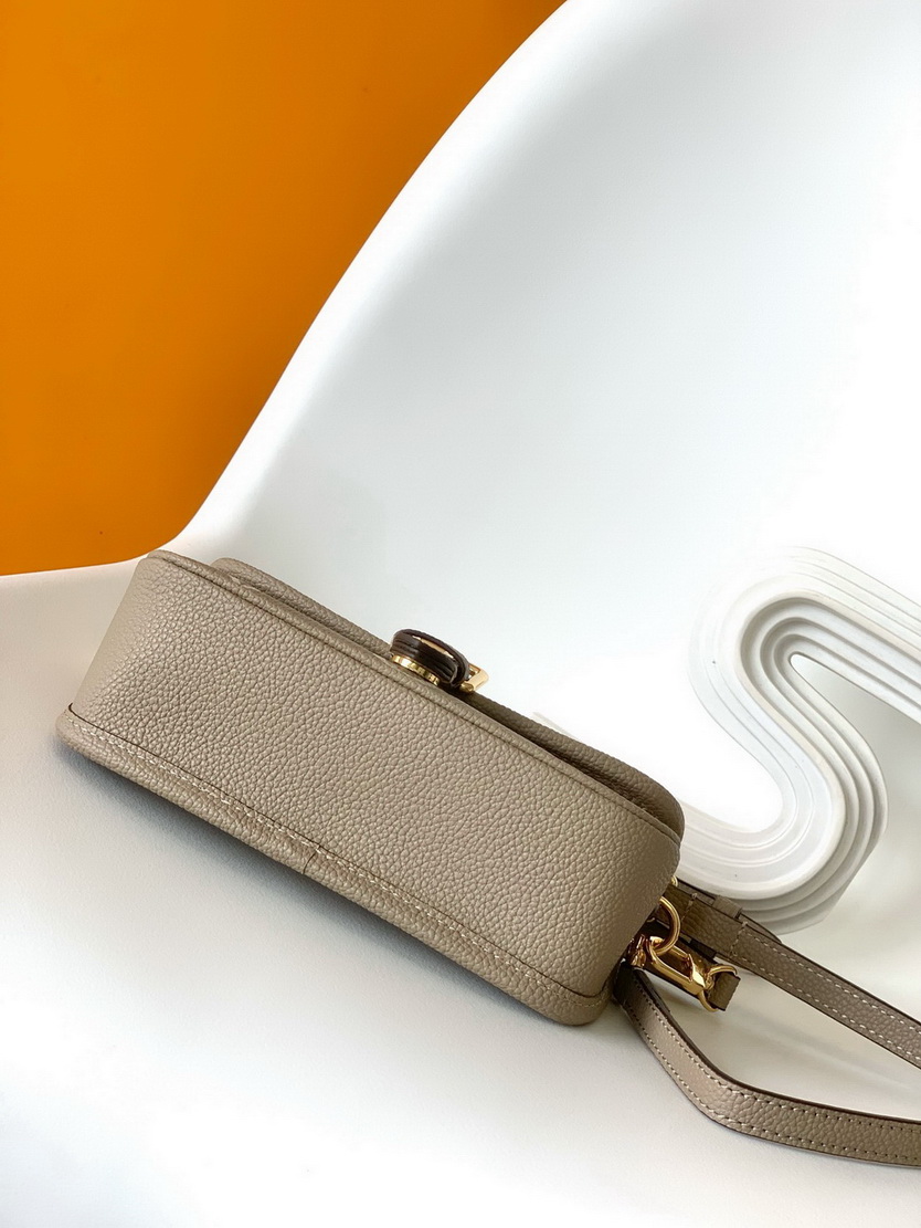 LV Bag-NFC(AAA)-085
