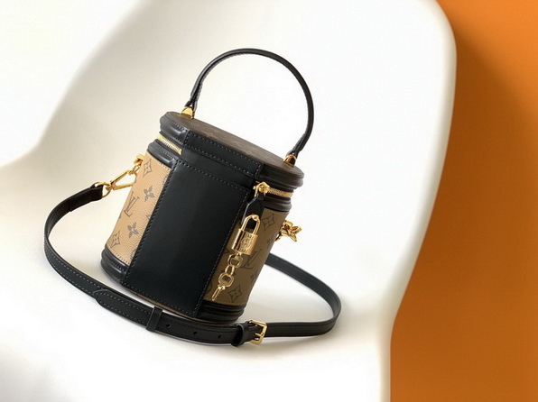 LV Bag-NFC(AAA)-090