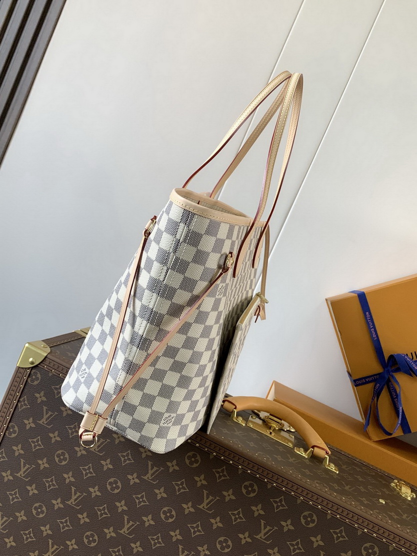 LV Bag-NFC(AAA)-153