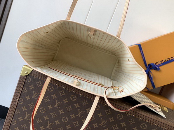 LV Bag-NFC(AAA)-153