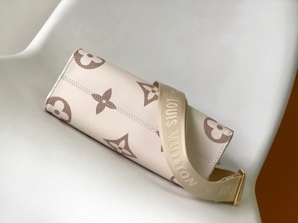 LV Bag-NFC(AAA)-243