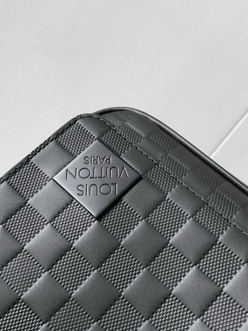 LV Bag-NFC(AAA)-366