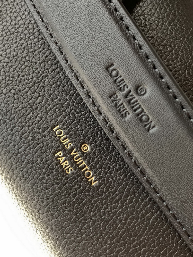 LV Bag-NFC(AAA)-550