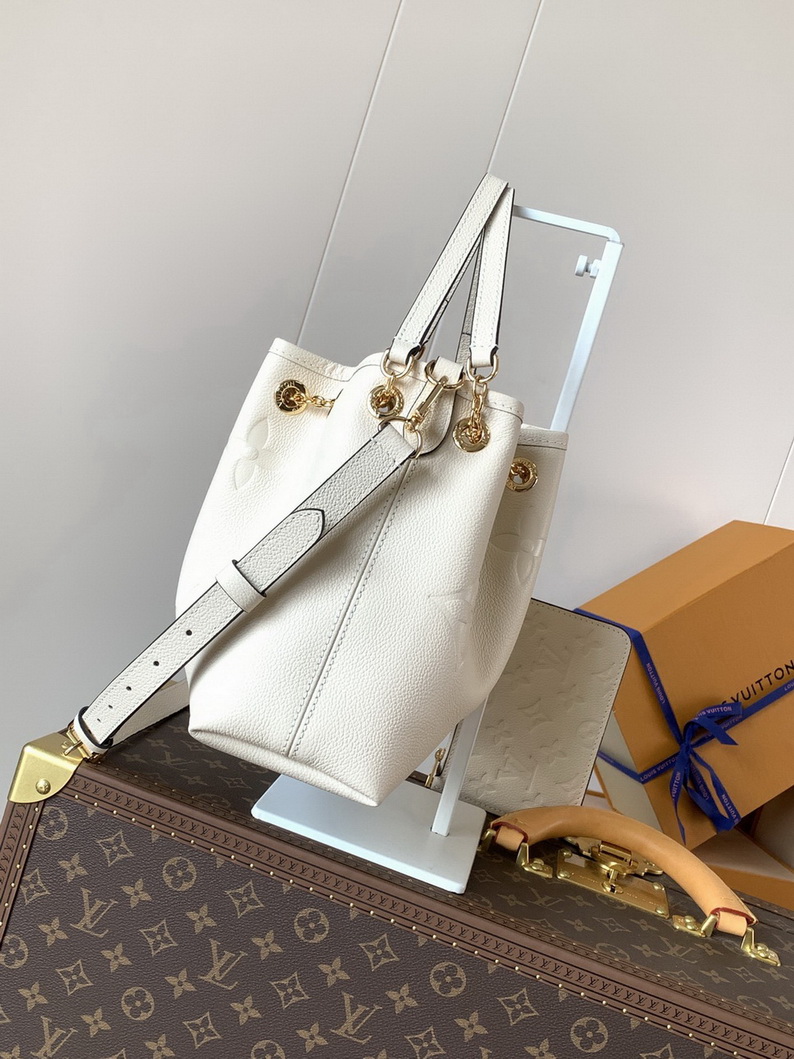 LV Bag-NFC(AAA)-585