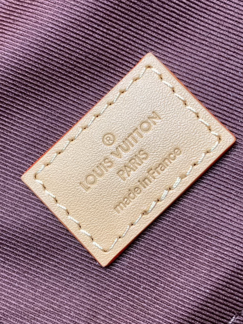 LV Bag-NFC(AAA)-607