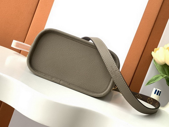 LV Bag-NFC(AAA)-716