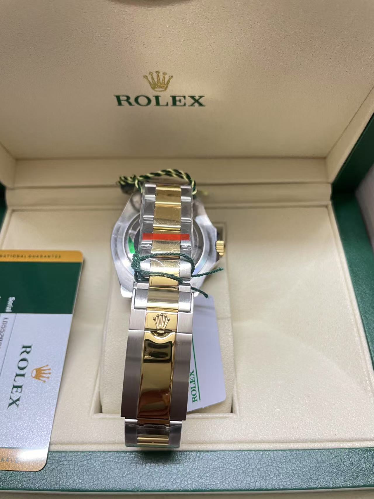 R*l*x watches-185