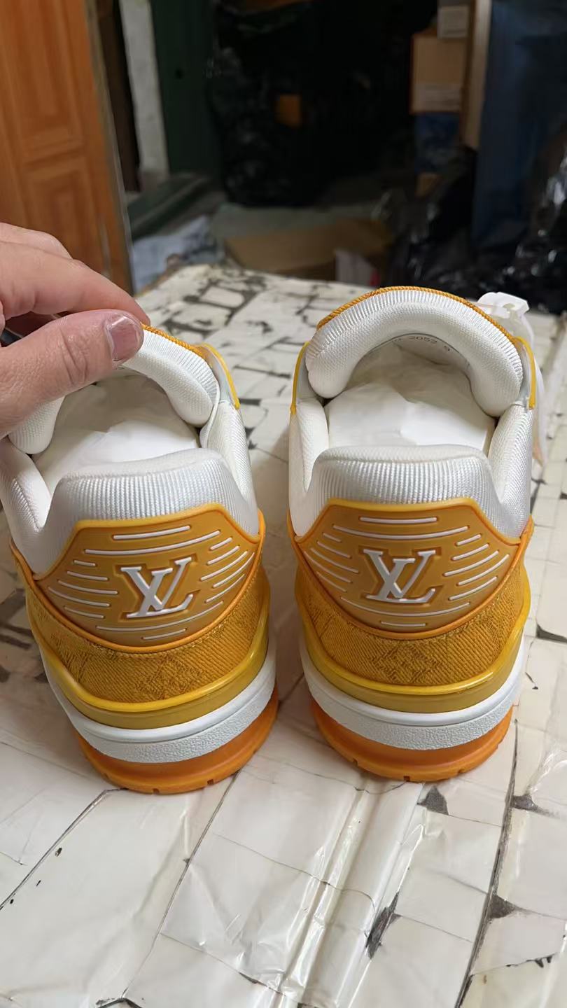 LV Shoes(AAA)-962