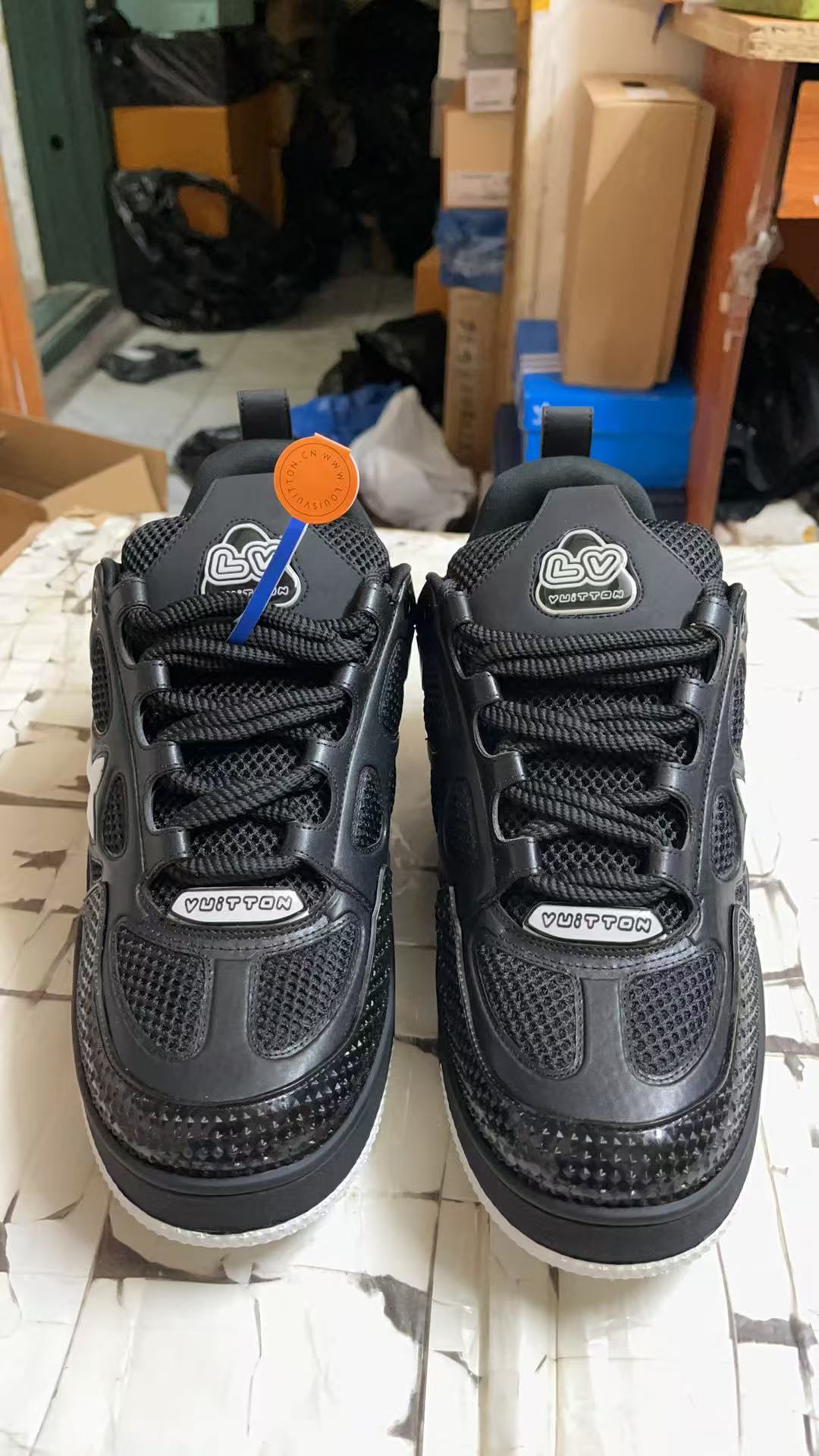LV Shoes(AAA)-1074