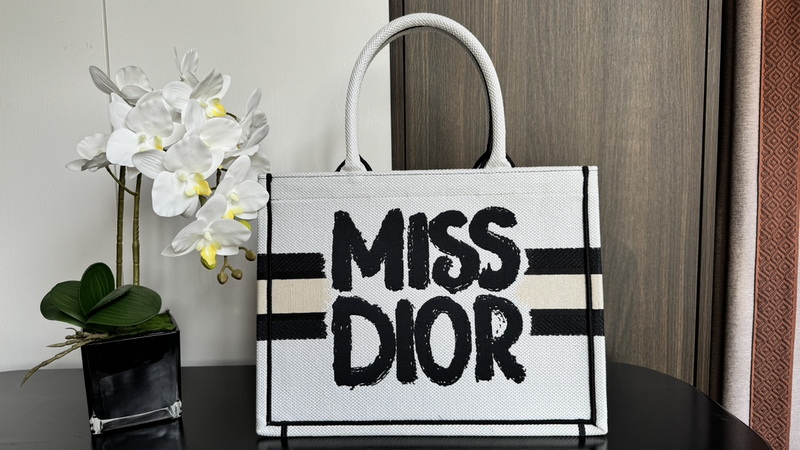 D*or handbags aaa(women)-643
