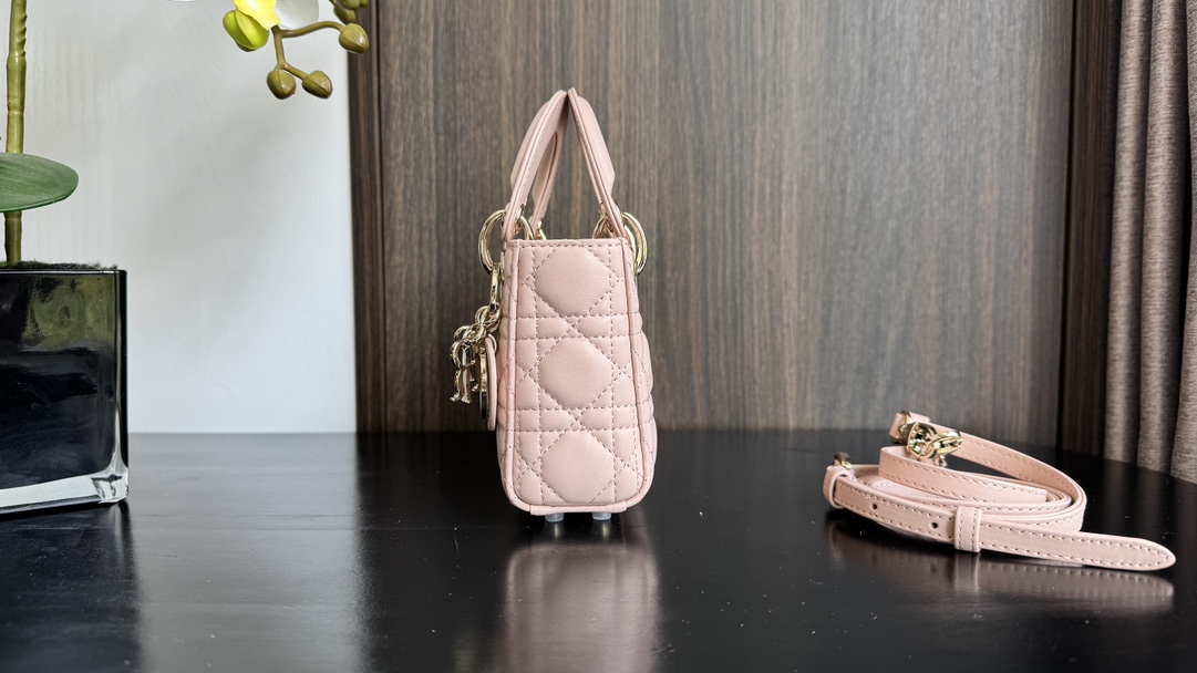 D*or handbags aaa(women)-656