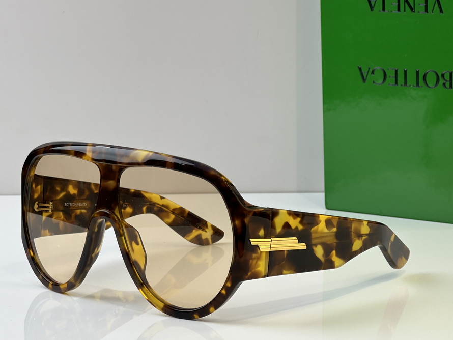 bo*te*ga Ve*ne*ta sunglasses(aaaa)-542