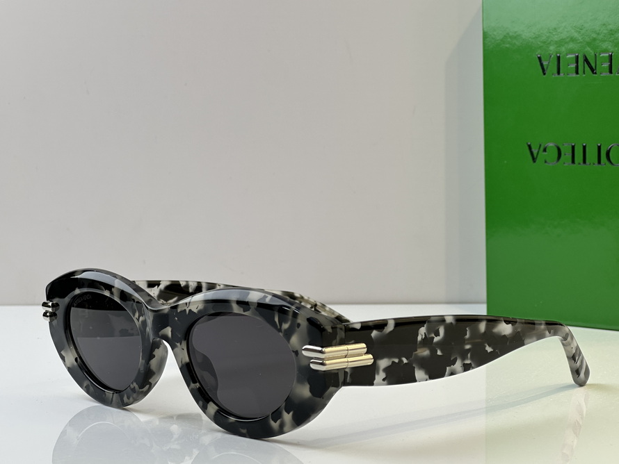 bo*te*ga Ve*ne*ta sunglasses(aaaa)-530