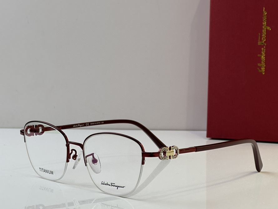FERRAGAMO Sunglasses(AAAA)-335