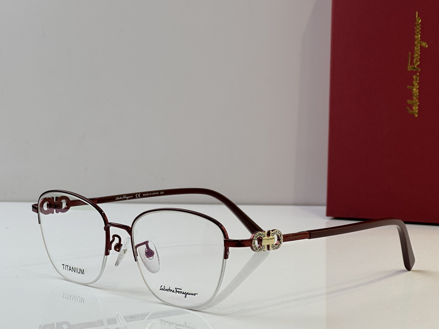FERRAGAMO Sunglasses(AAAA)-325