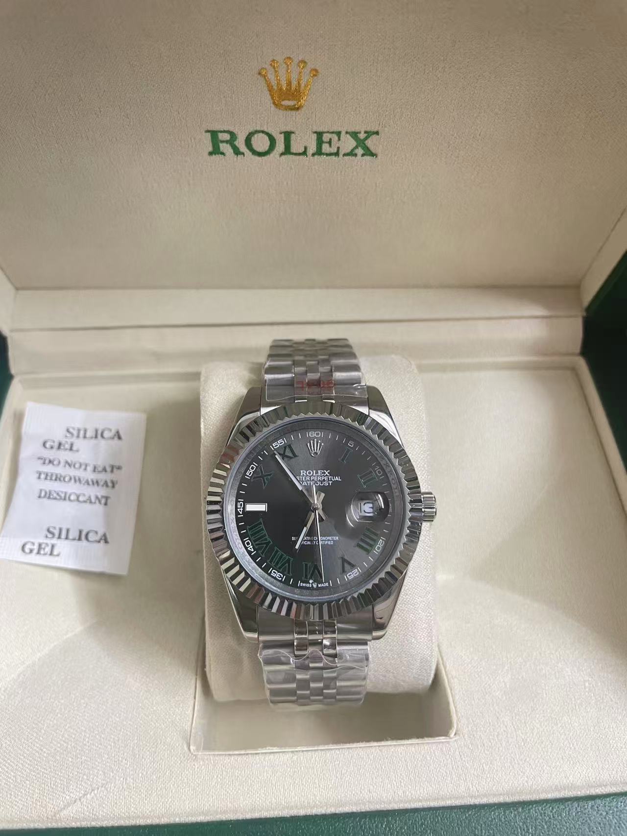 R*l*x watches-187