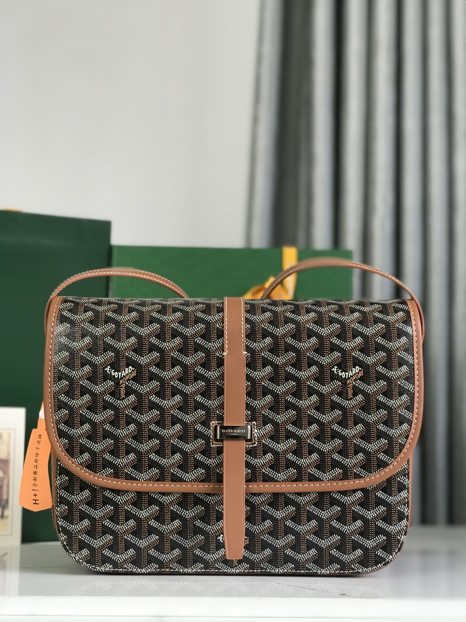 Go*ard handbags aaaa(men)-035
