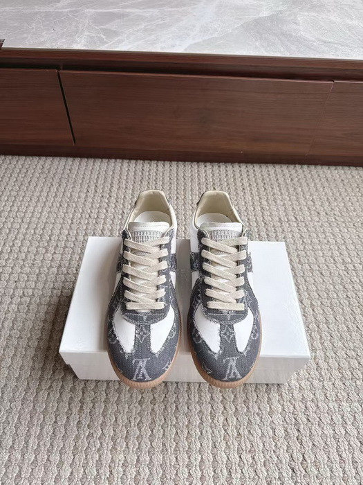 ma*s*n Ma*i*la shoes-010