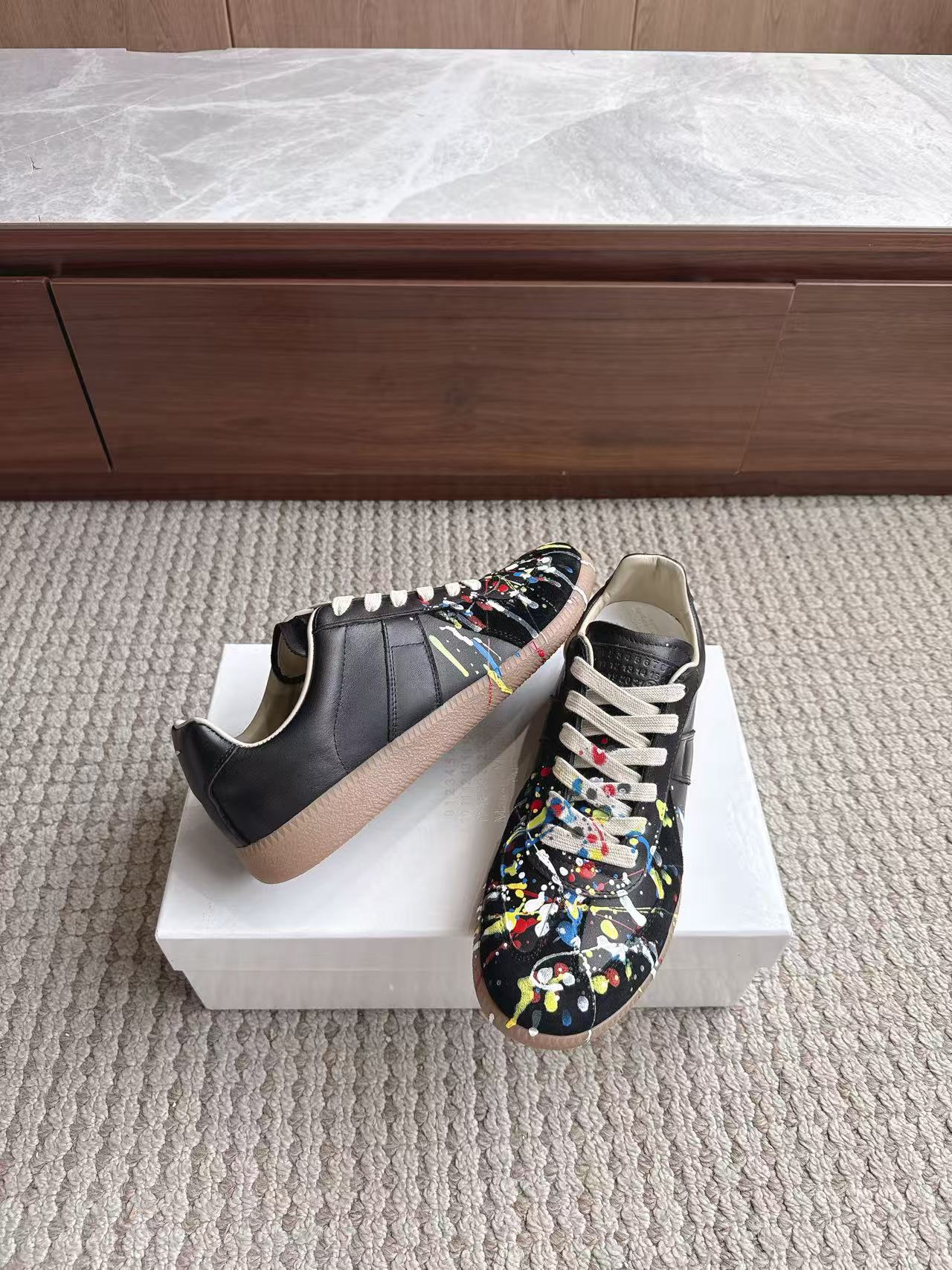 ma*s*n Ma*i*la shoes-021