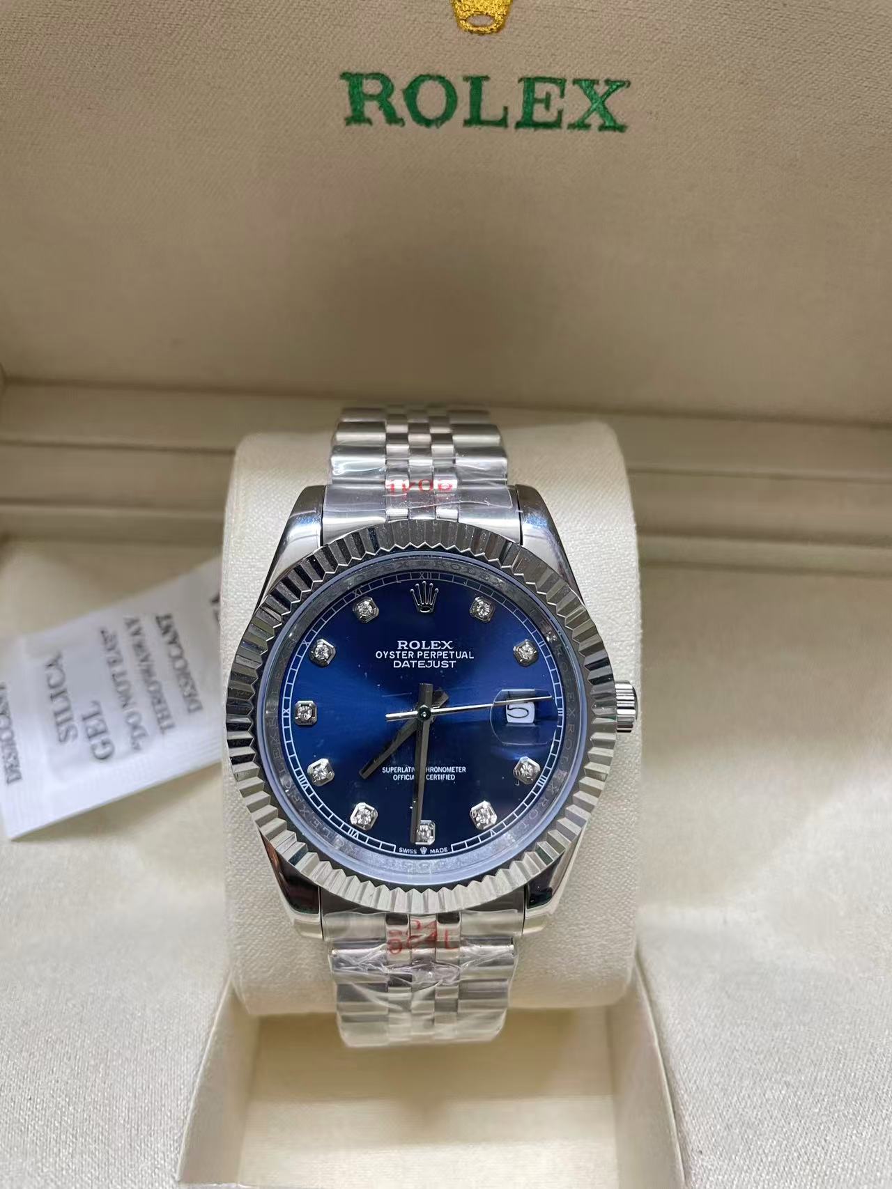 R*l*x watches-189