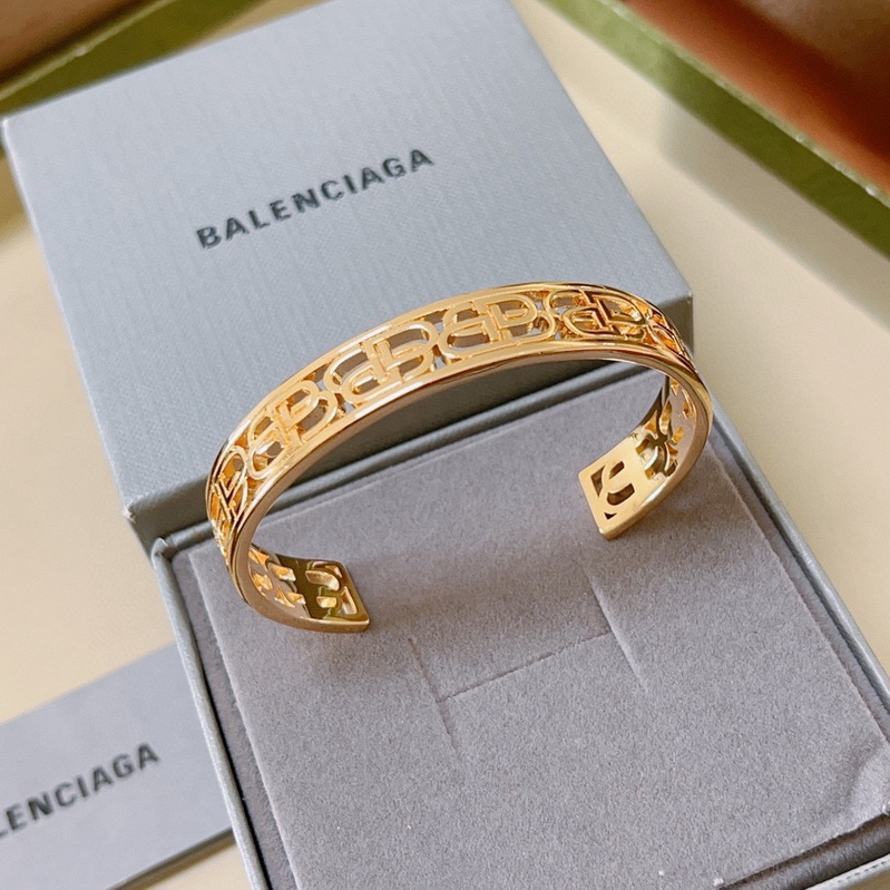 Ba*len*cia*ga bracelet-014