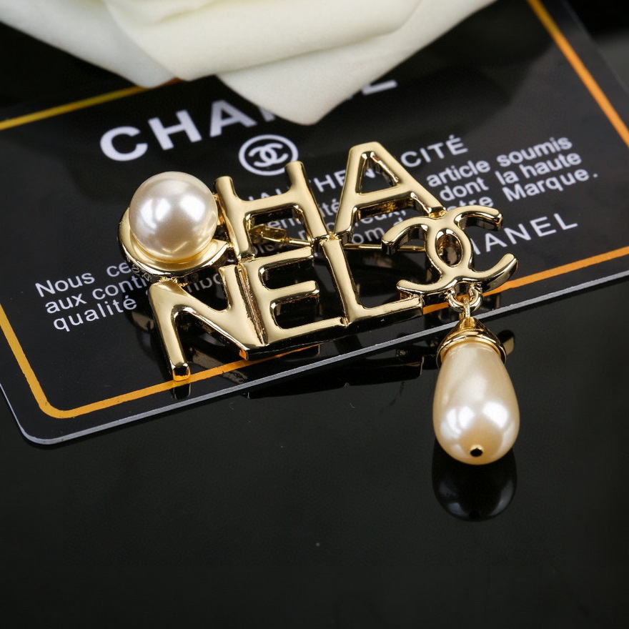 Ch*el brooch-018