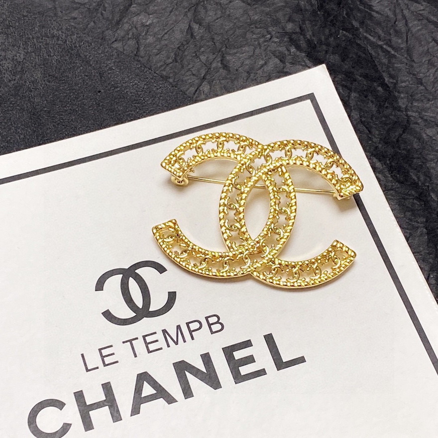Ch*el brooch-028