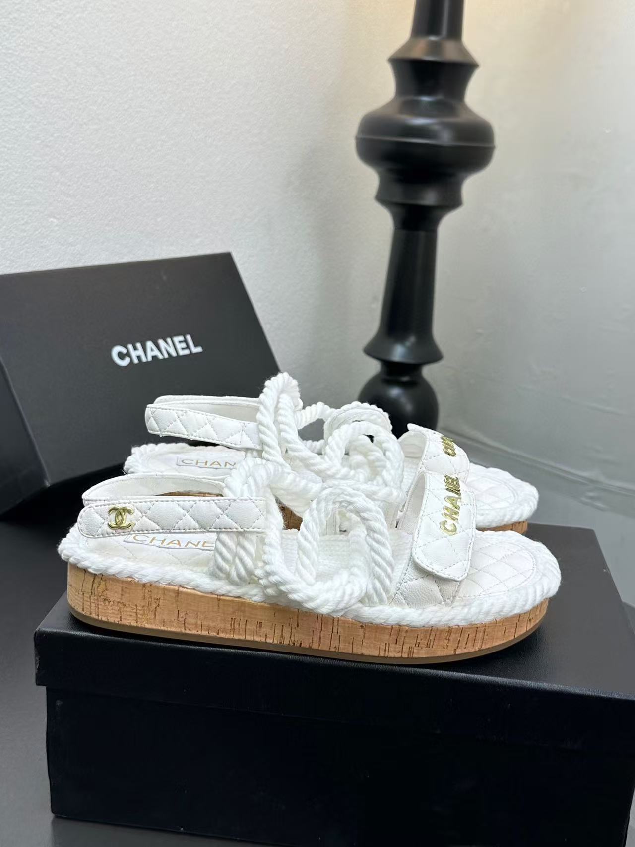 Ch*el slippers women(aaa)-021