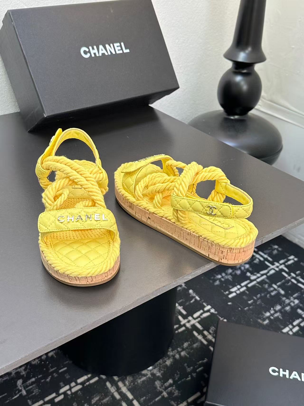 Ch*el slippers women(aaa)-025
