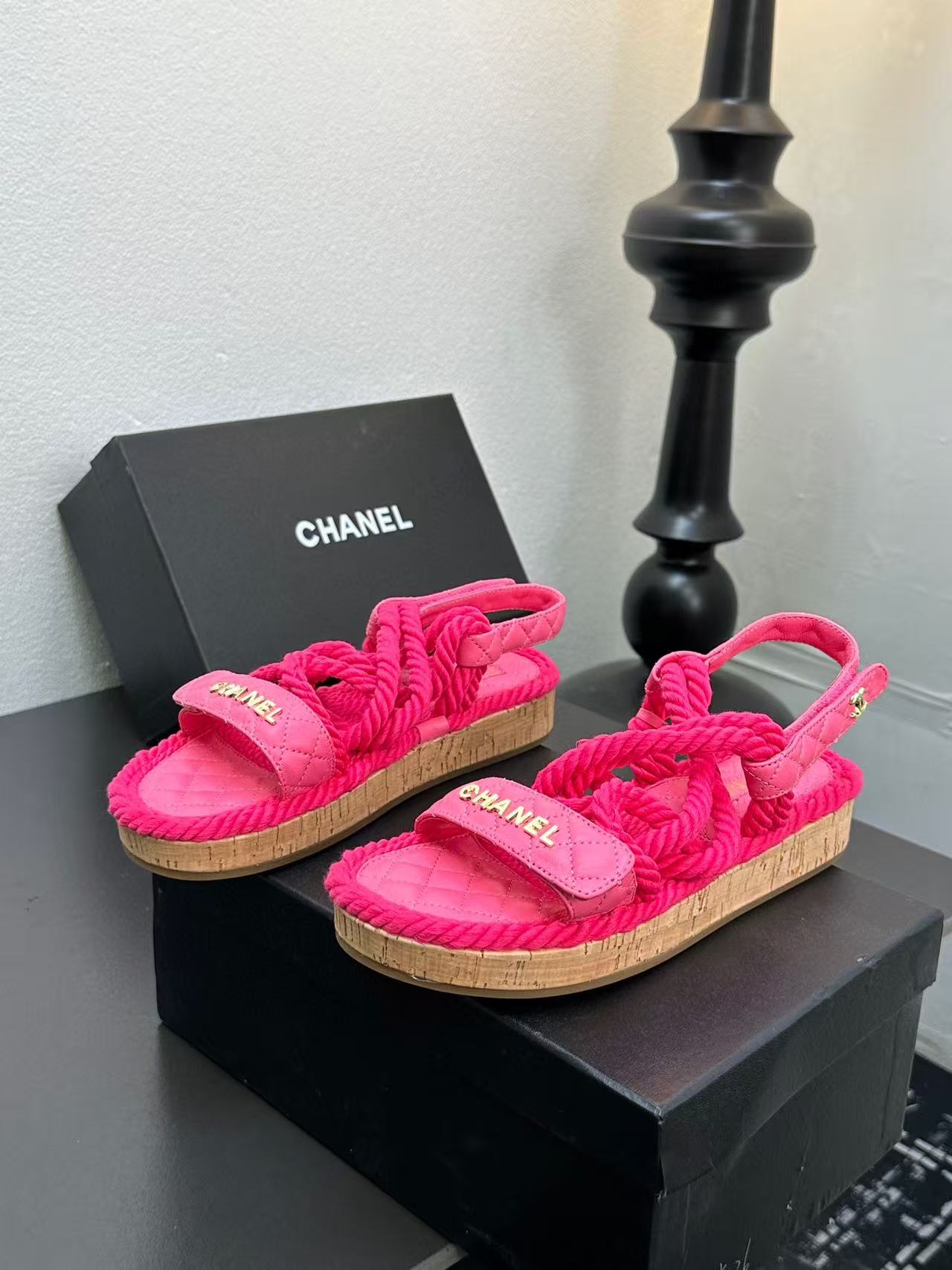 Ch*el slippers women(aaa)-024
