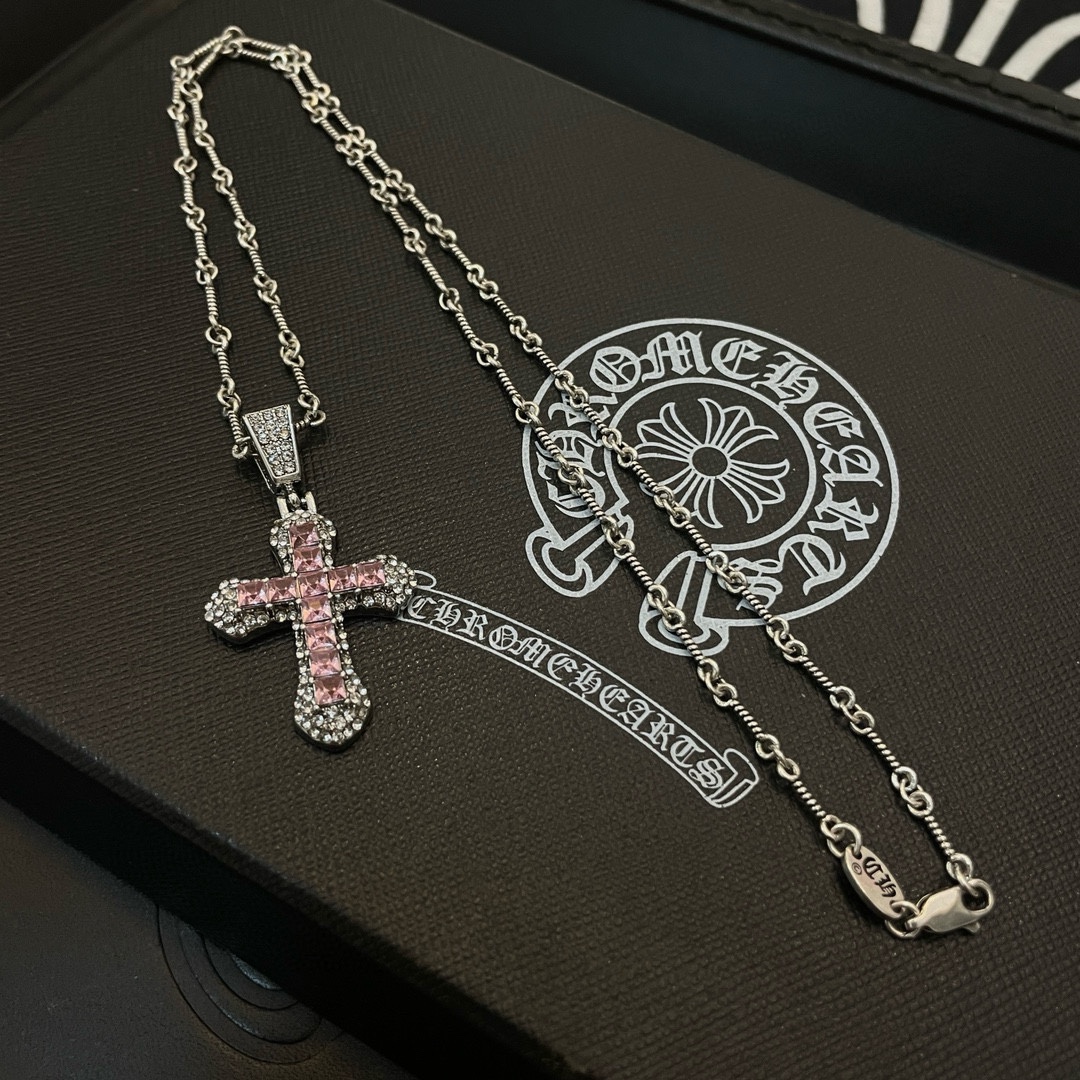 Ch**me He**ts necklace-012