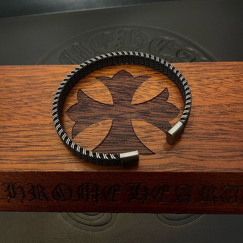 Ch**me He**ts bracelet-003