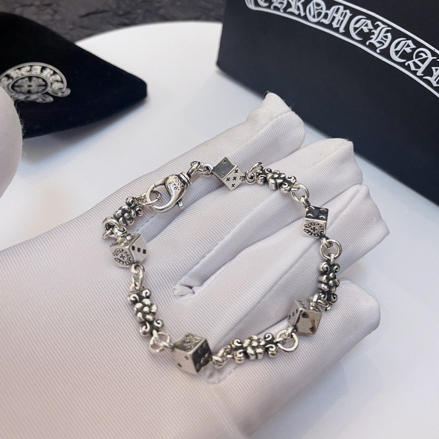 Ch**me He**ts bracelet-005
