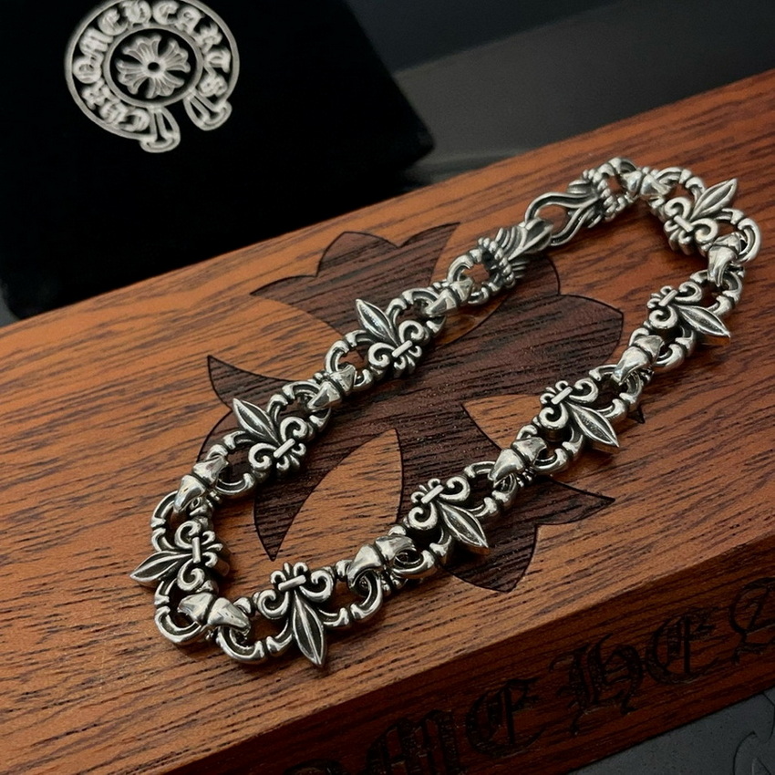 Ch**me He**ts bracelet-010