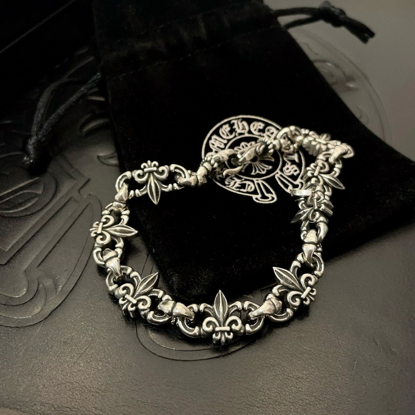 Ch**me He**ts bracelet-010