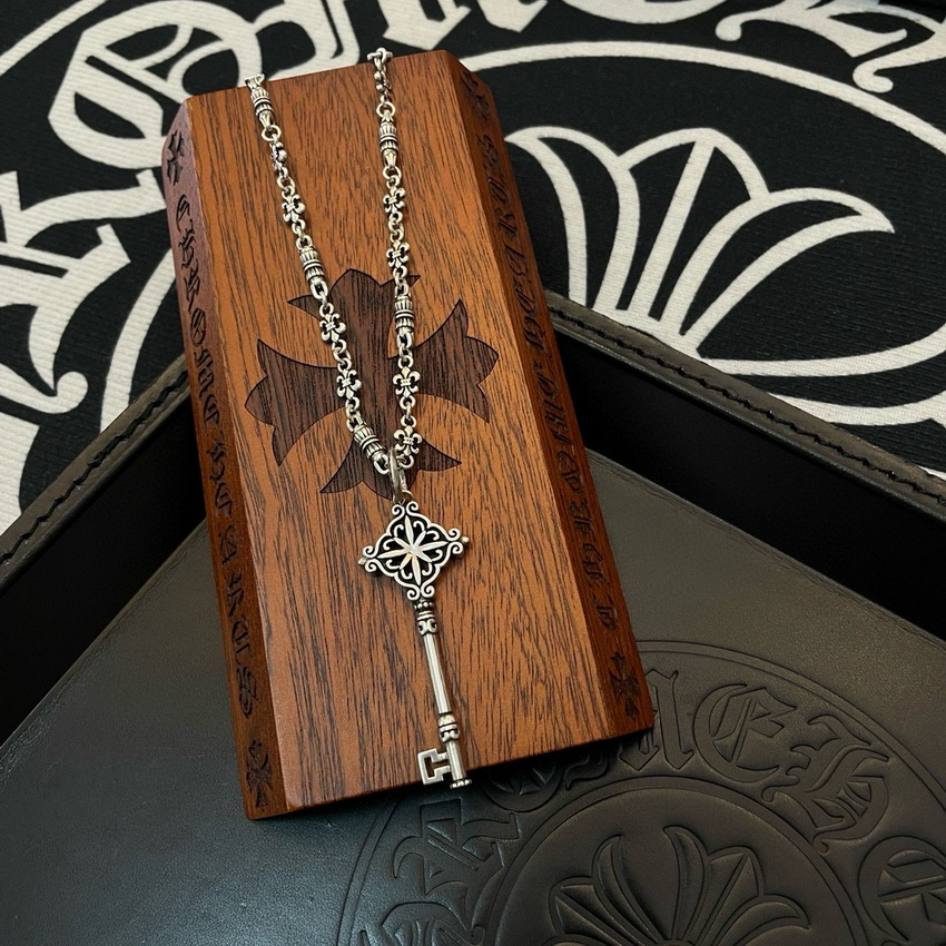 Ch*0me heart necklace-100