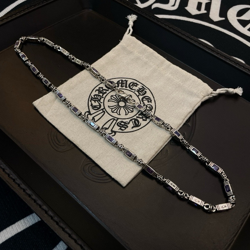 Ch**me He**ts necklace-100