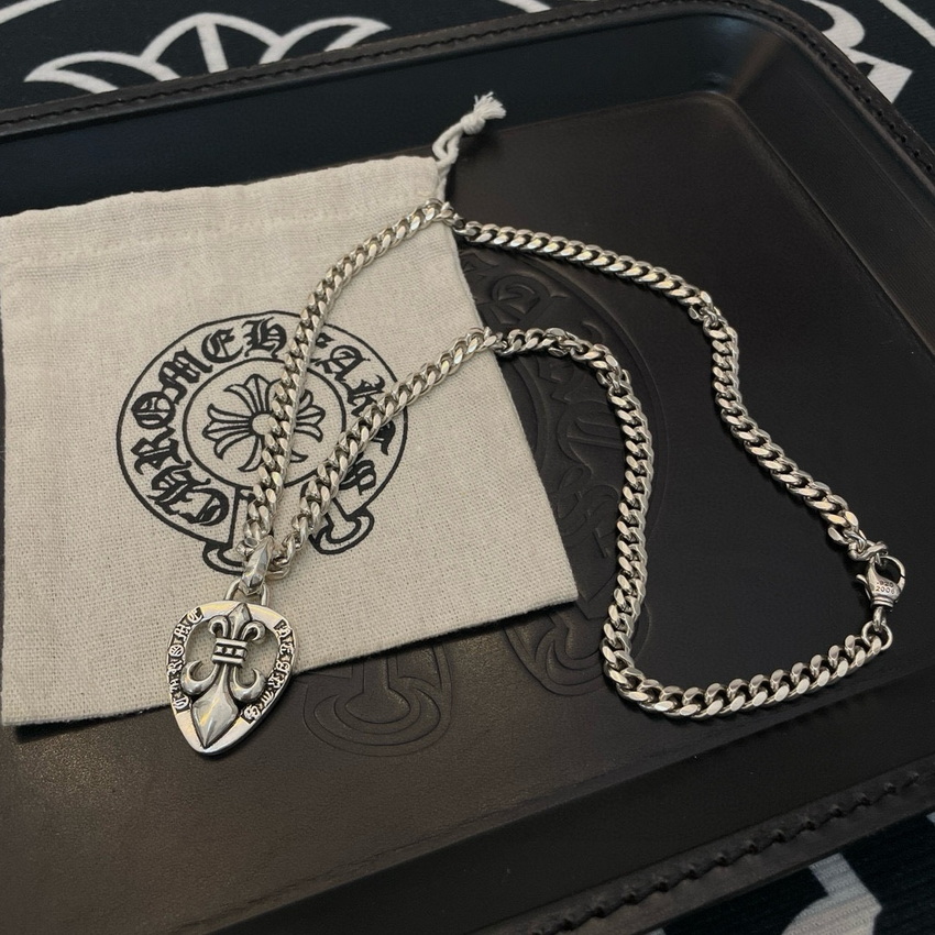 Ch*0me heart necklace-103